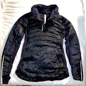 NWOT Lululemon half zip puffer jacket with built-in handwarmers!